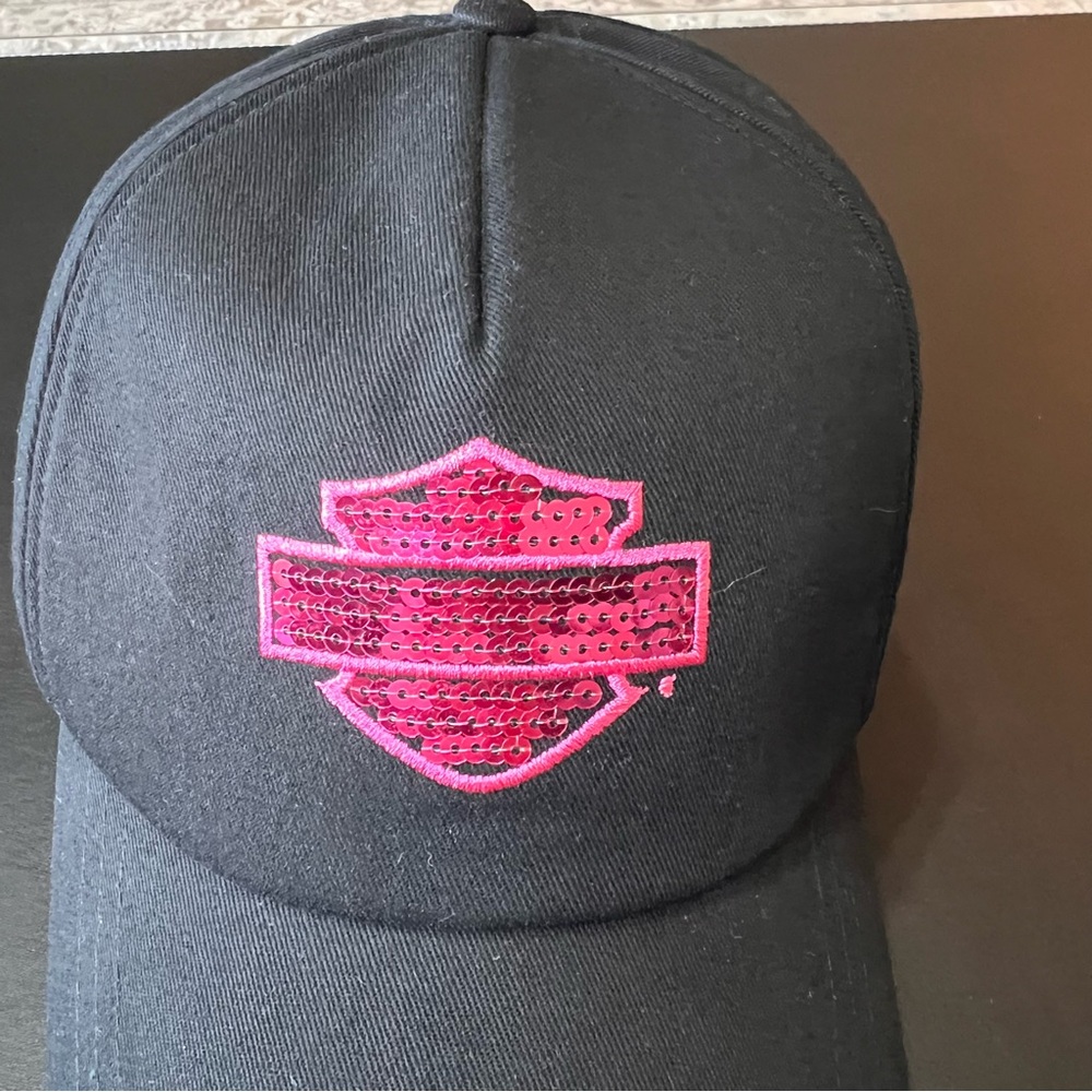 Harley-Davidson Black Cap with Pink Sequined Embellished Logo